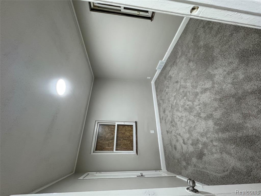 9760 Wayburn Street, Detroit, MI 48224 — Photo 14