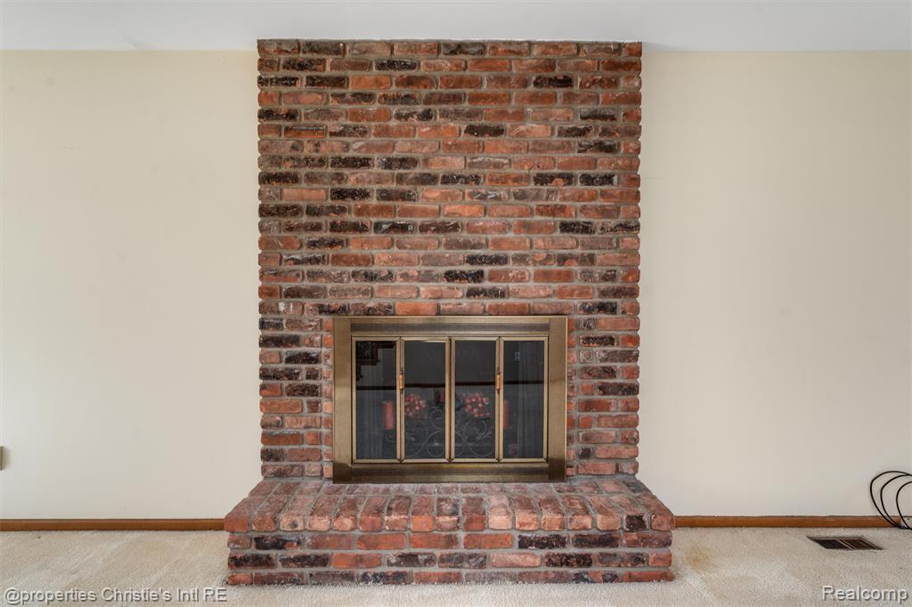 7514 Olde Sturbridge Trail, Clarkston, MI 48348 — Photo 5