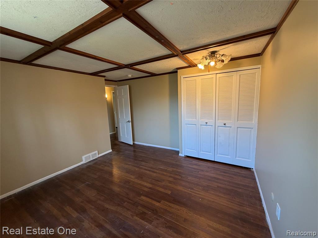 7068 Heather Heath, West Bloomfield, MI — Photo 34