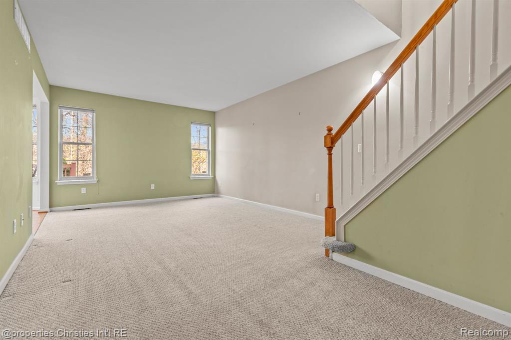 8780 IRONWOOD Drive, Van Buren, MI 48111 — Photo 4