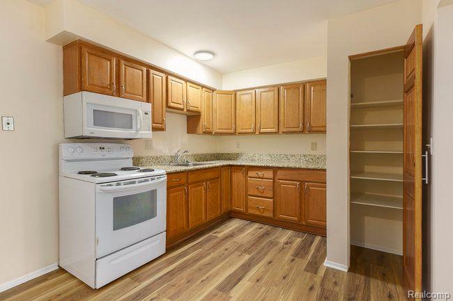 4909 MANSFIELD Avenue, 12, Royal Oak, MI 48073 — Photo 6