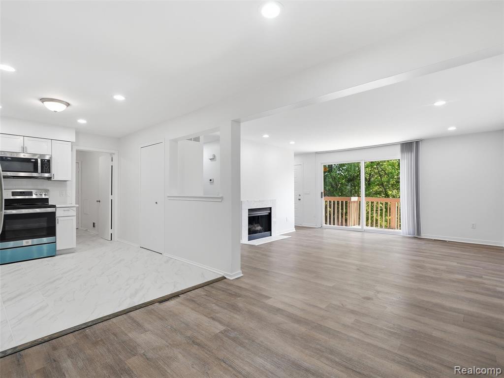 7058 Elmhurst, 1, West Bloomfield, MI — Photo 10
