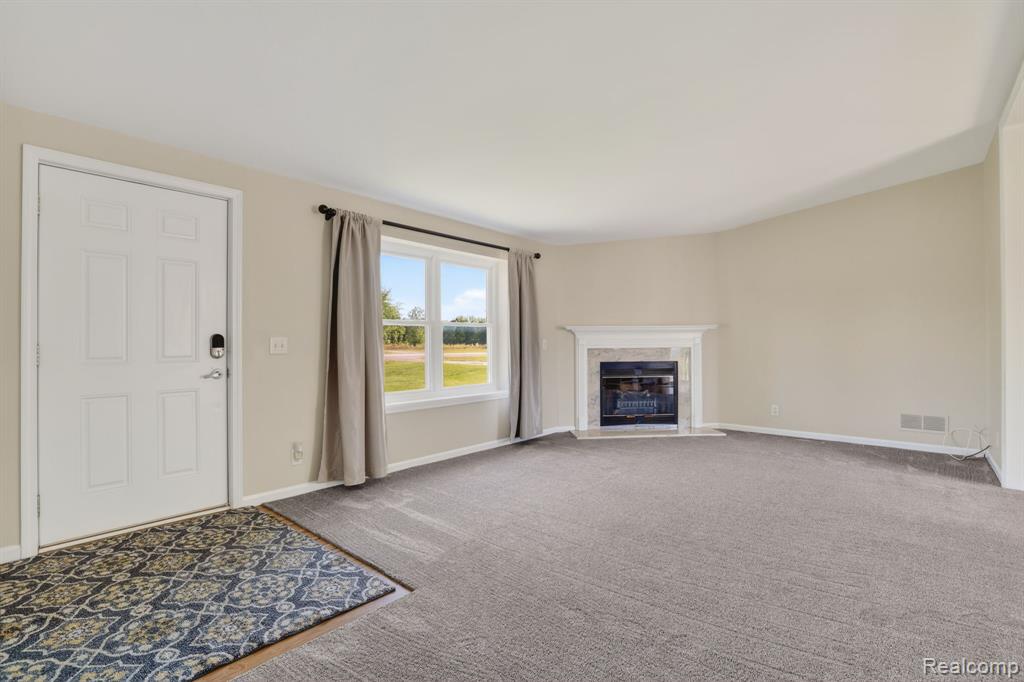 4050 Thompson Road, Linden, MI 48451 — Photo 8