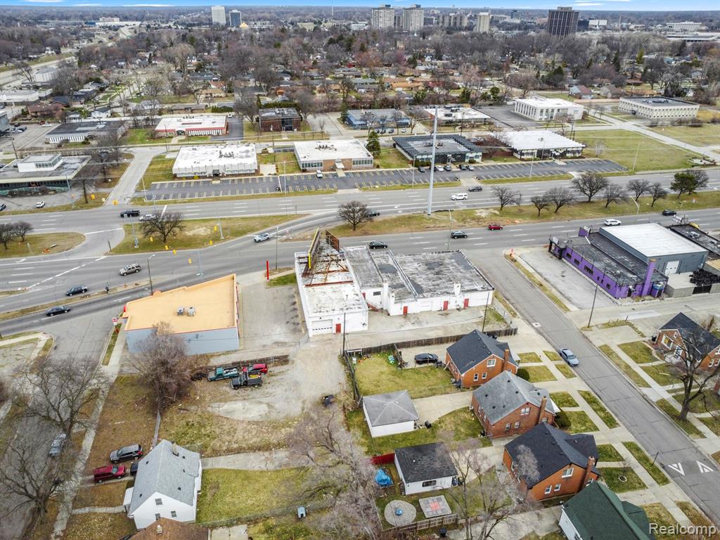 17521 W 8 Mile Road, Detroit, MI 48235 — Photo 27