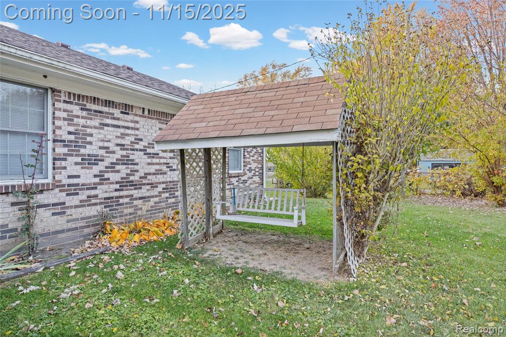 38080 Hamon Street, Harrison Township, MI — Photo 51
