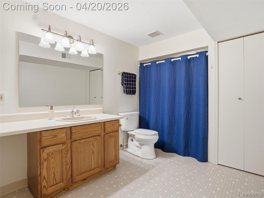 366 Sycamore Court, Bloomfield Hills, MI 48302 — Photo 47