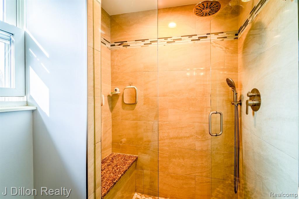 39830 EDMUNDTON Drive, Canton, MI 48187 — Photo 40