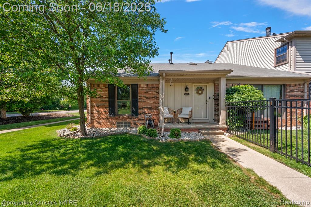 41374 Southwind Drive, Canton, MI 48188