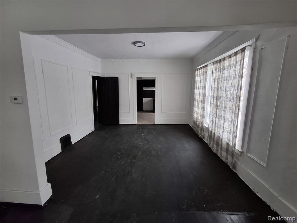 253 Grove Street, Highland Park, MI 48203 — Photo 4