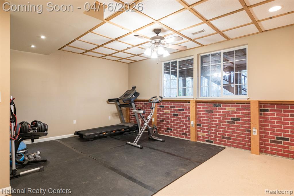 10219 Mill Pointe Drive, Goodrich Vlg, MI — Photo 34