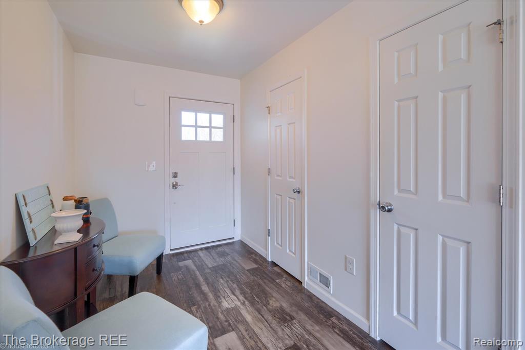 6034 Willow Trail, Grand Blanc, MI 48439 — Photo 7