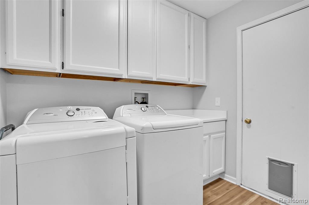 9587 Harmon Lane, South Lyon, MI 48178 — Photo 19