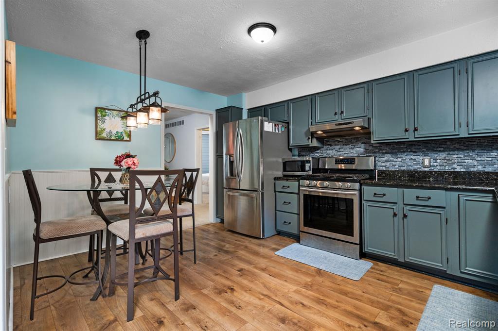 971 Tierney, Highland, MI 48356 — Photo 15