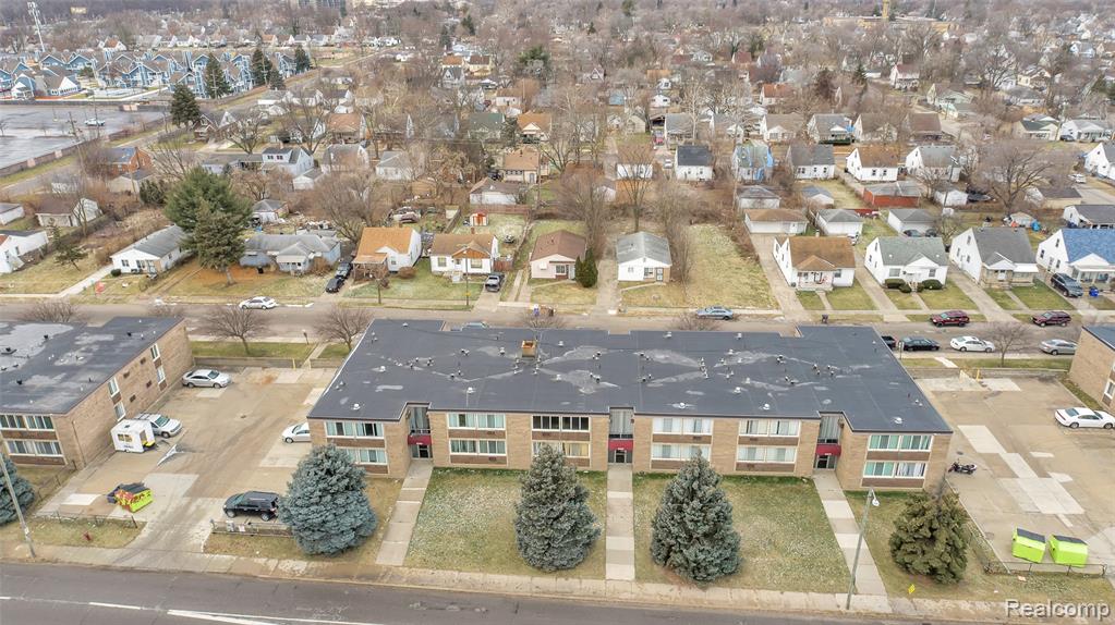 6015 Southfield, Detroit, MI 48228 — front exterior