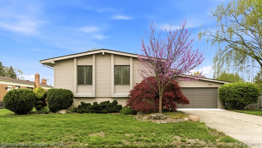 2629 Coral Drive, Troy, MI 48085 — front exterior