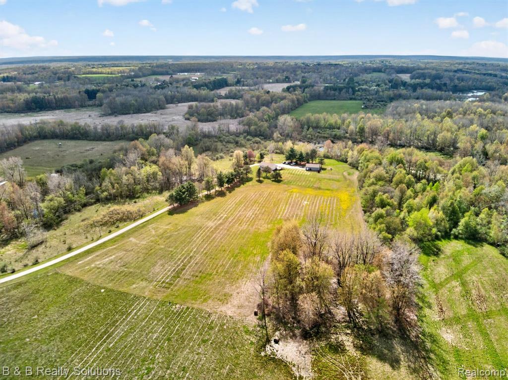 2927 N Blacks Corners Road, Imlay City, MI 48444 — Photo 54