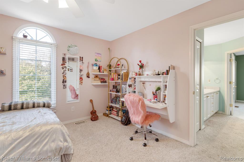 55328 BELMONT Drive, Shelby Twp, MI 48315 — Photo 36