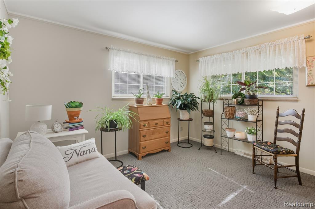 9466 Marilyn Avenue, Plymouth, MI 48170 — Photo 40