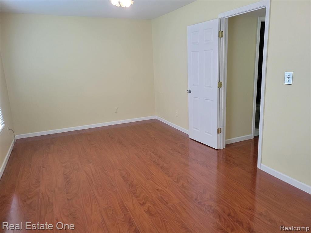 509 E UNIVERSITY, Rochester, MI 48307 — Photo 9