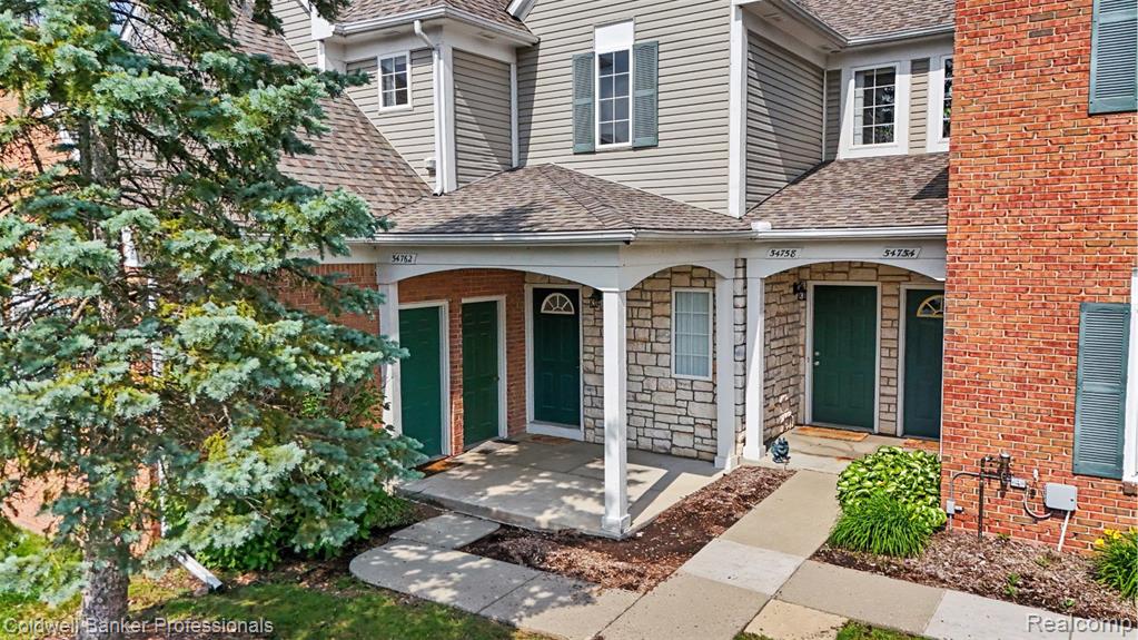 54762 Monarch Drive, Utica, MI 48316 — Photo 7