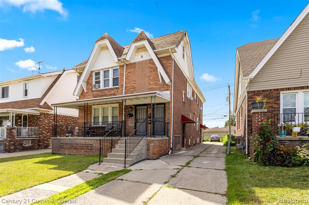 7925 Pinehurst Street, Dearborn, MI 48126 — front exterior