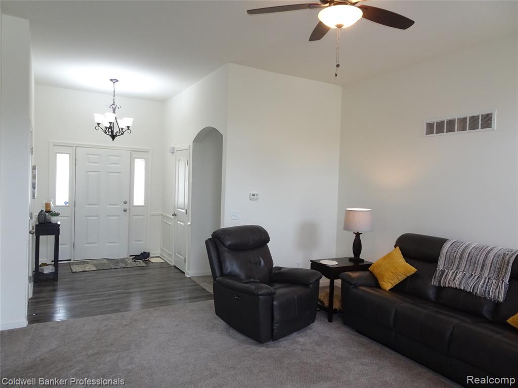 5399 Swan Drive, Burton, MI 48509 — Photo 11