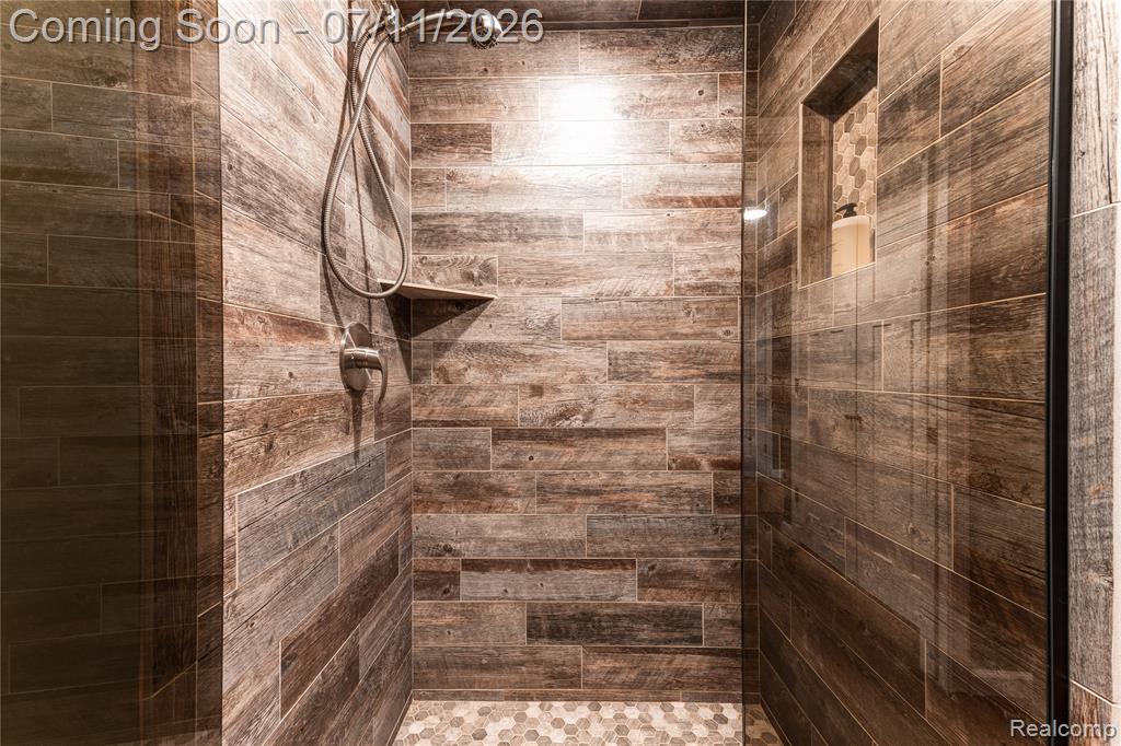 12033 Torrey Road, Fenton, MI 48430 — Photo 39