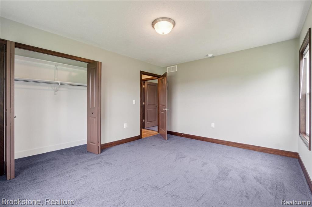 4050 CAYMAN Drive, Dewitt, MI 48820 — Photo 46