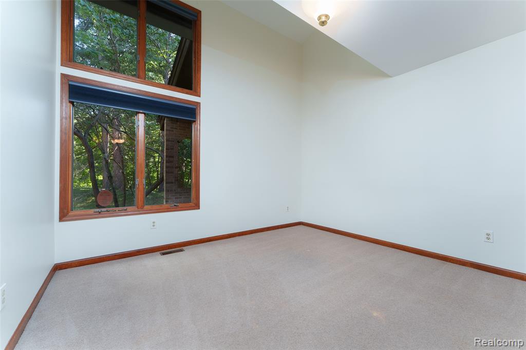 3166 Bigelow Road, Howell, MI 48855 — Photo 23