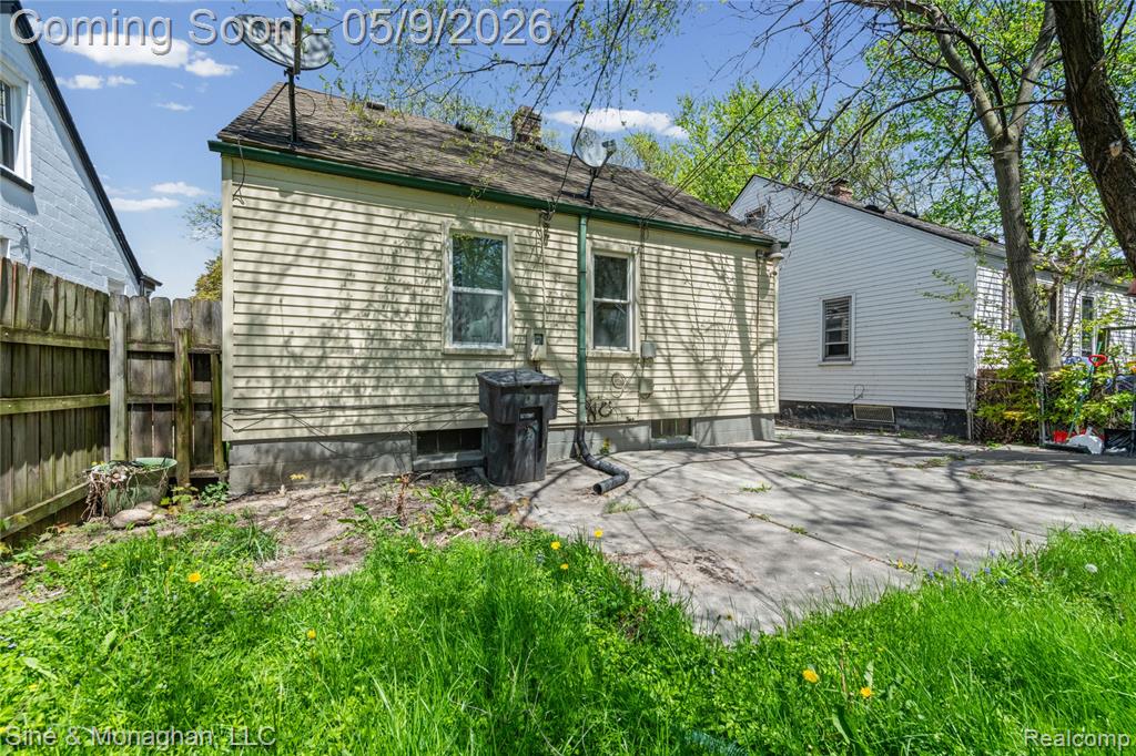 8845 Canyon Street, Grosse Pointe, MI 48236 — Photo 4