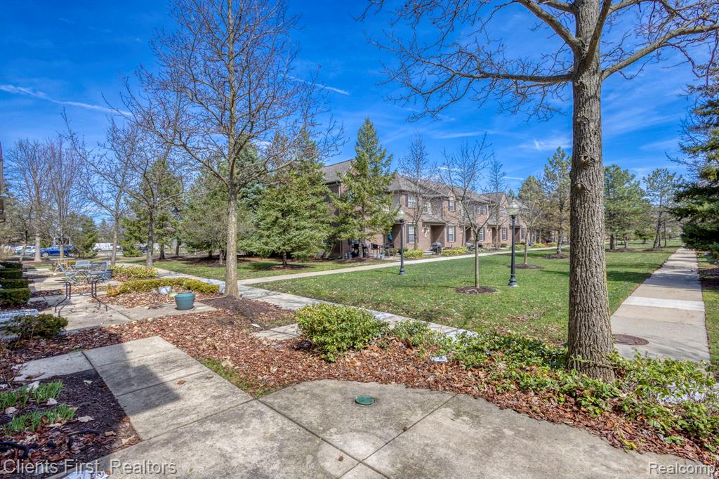 41351 N Maplewood Drive, Canton, MI 48187 — Photo 29