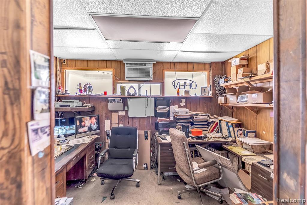 8407 E 9 Mile Road, Warren, MI 48089 — Photo 31