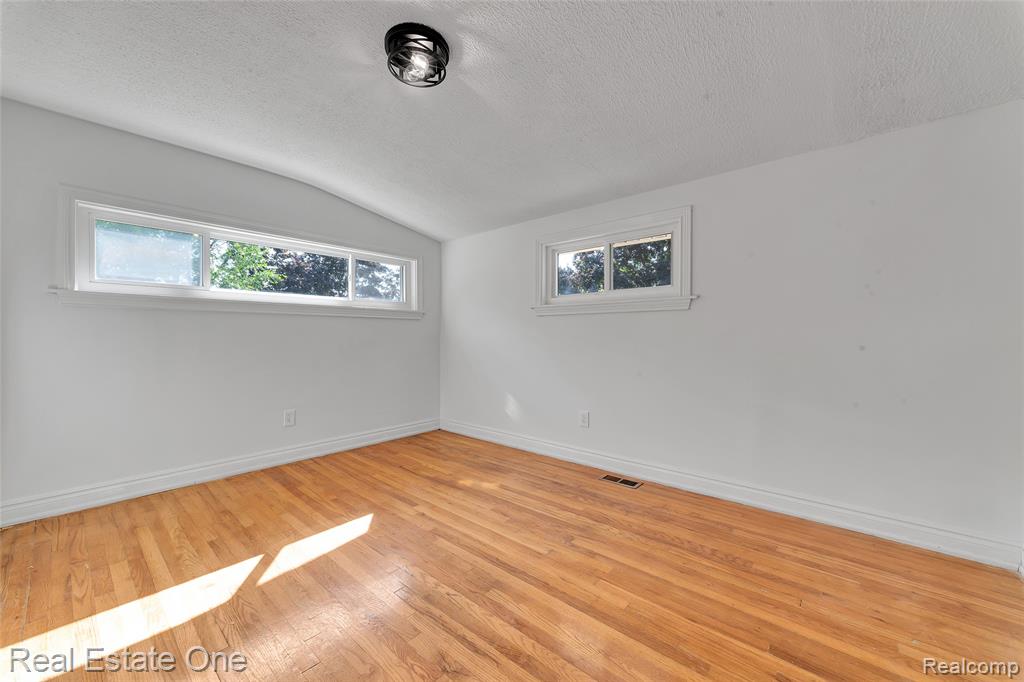 45467 Sterritt Street, Utica, MI 48317 — Photo 28