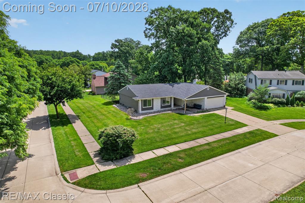 748 Randall Drive, Troy, MI 48085 — Photo 44