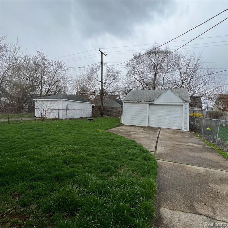 6592 ROBINSON Avenue, Allen Park, MI 48101 — Photo 18