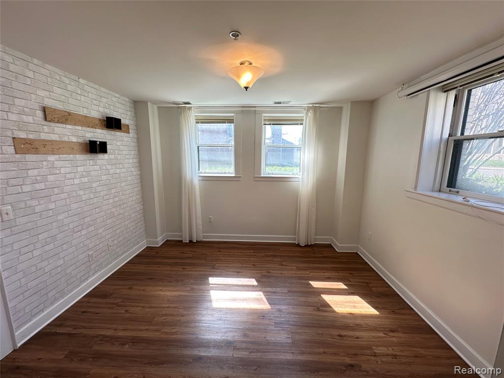 615 W Hancock Street, Detroit, MI 48201 — Photo 7