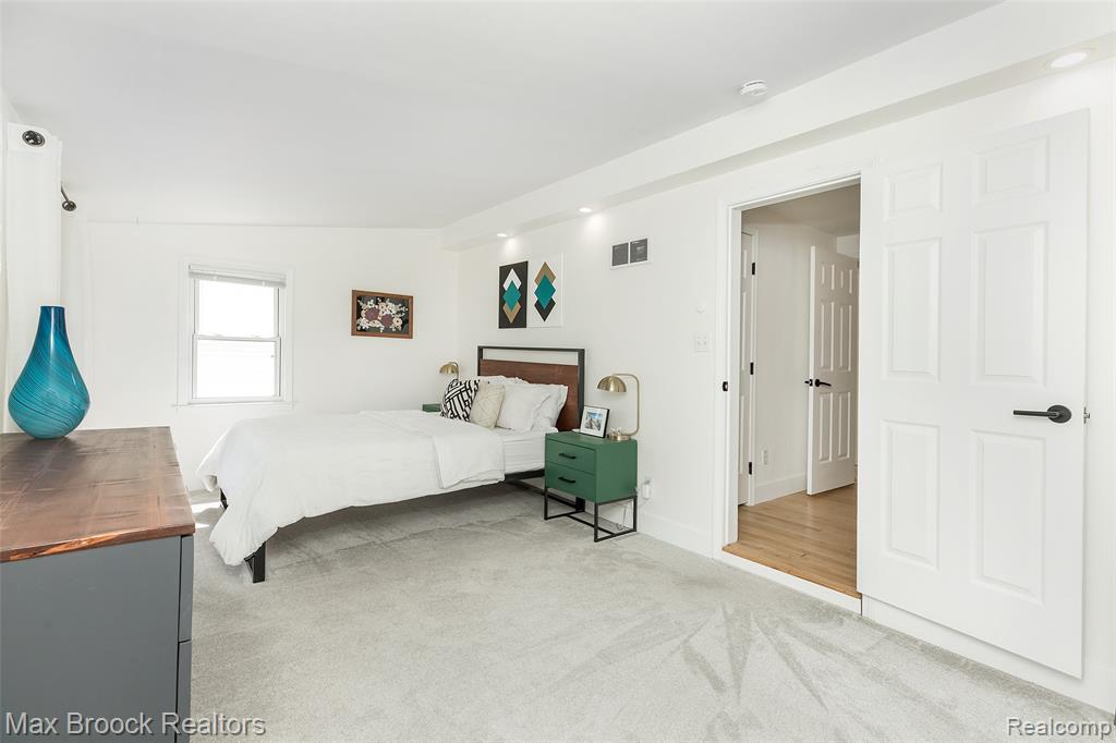 430 N Altadena Avenue, Royal Oak, MI 48067 — Photo 33
