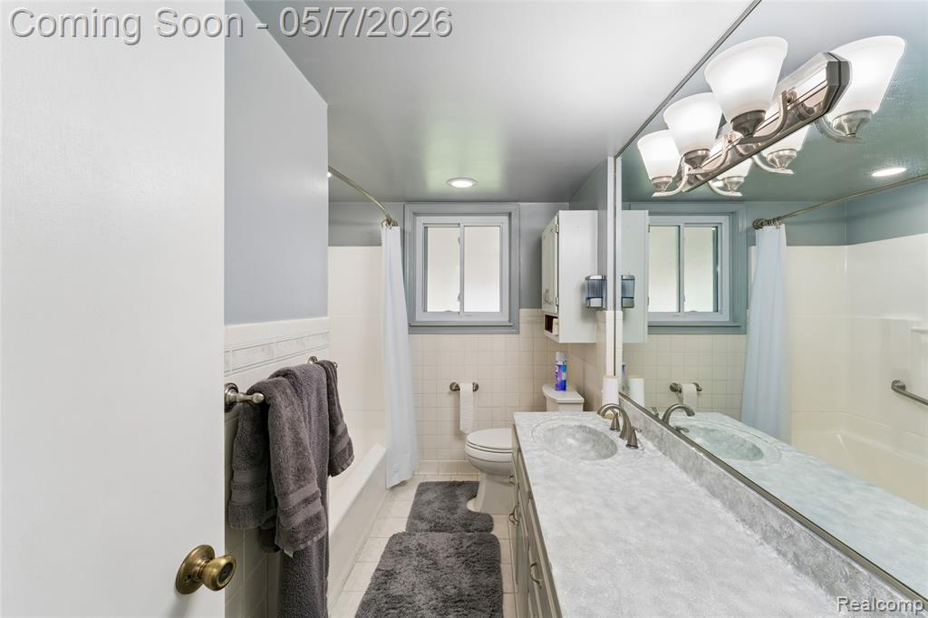 14053 April Lane, Warren, MI 48088 — Photo 31