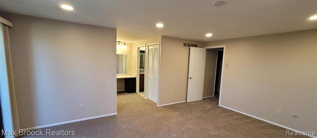 7416 Azalea Court Court, West Bloomfield, MI — Photo 22