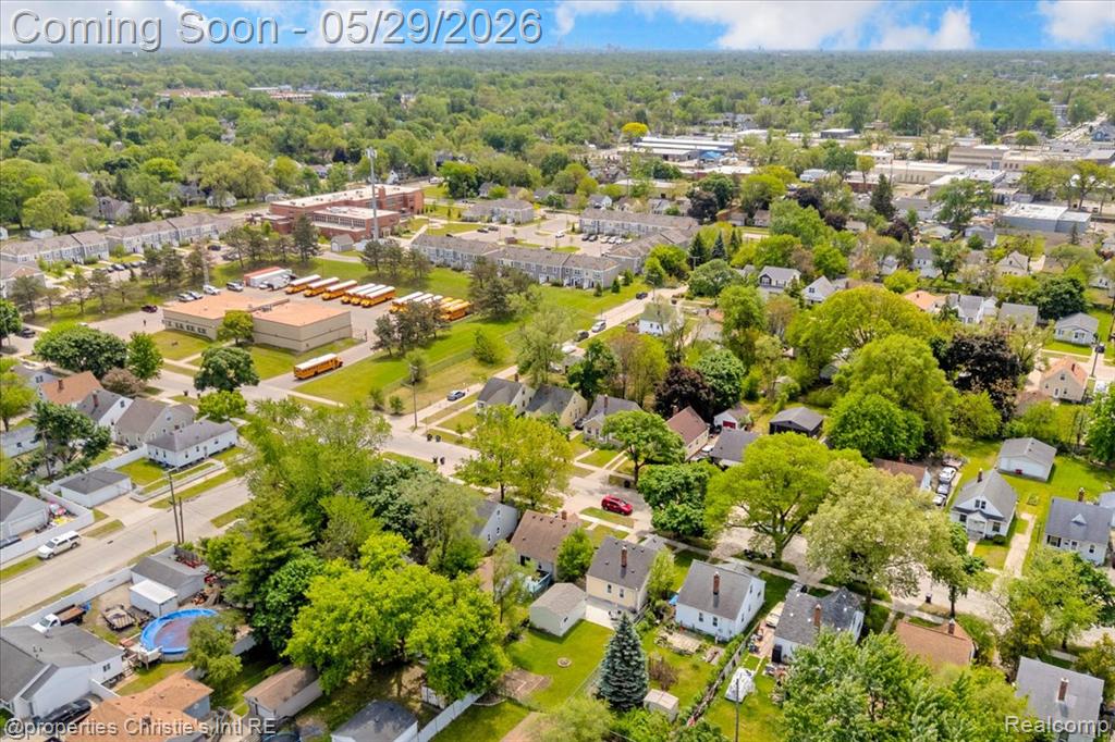 8740 Saratoga Street, Oak Park, MI 48237 — Photo 31