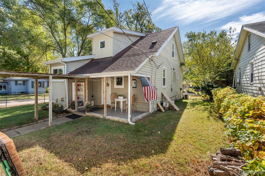 4400 Louella Drive, Waterford, MI 48329 — Photo 13