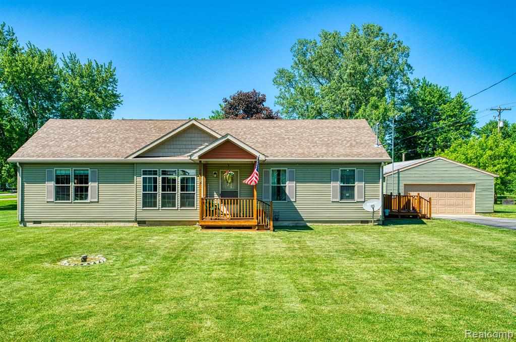 102 MELLADEE Lane, Morrice, MI 48857 — front exterior