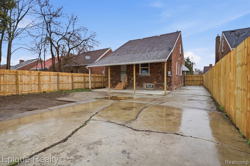 9991 Robson Street, Detroit, MI 48227 — Photo 28