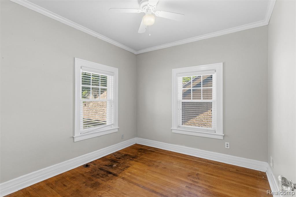 806 W Oliver Street, Owosso, MI 48867 — Photo 29