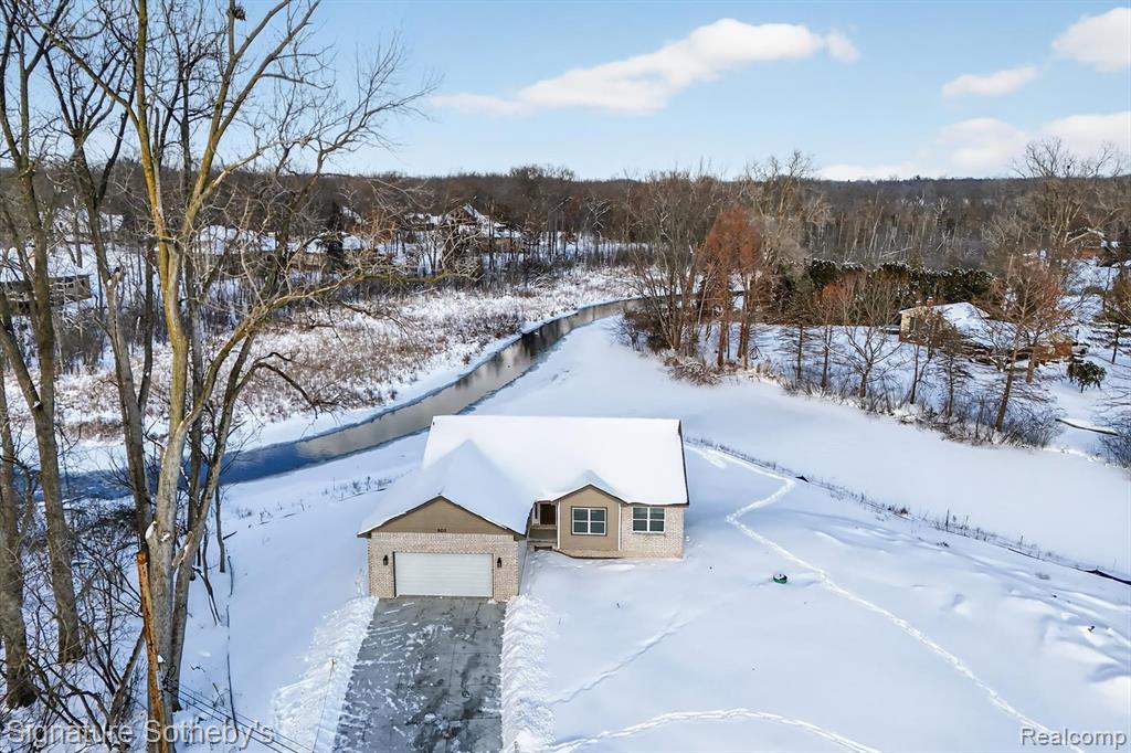 8515 Sandy Crest Drive, White Lake, MI, 00000