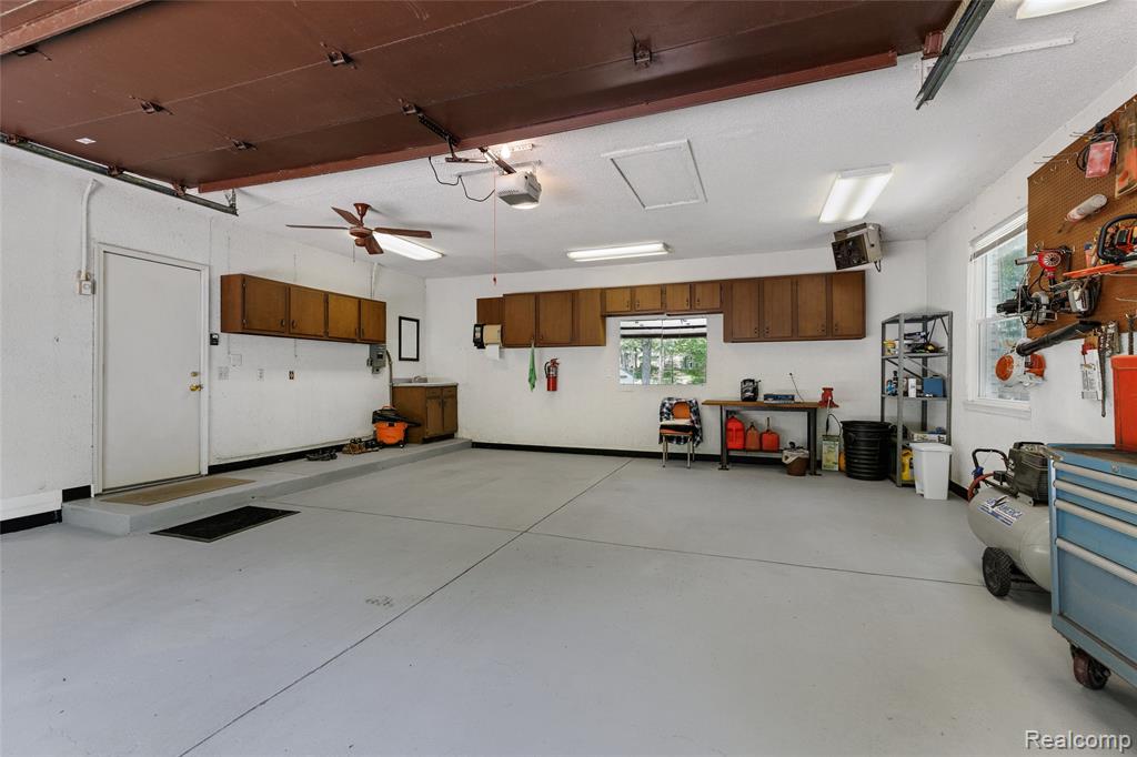 10100 Bridge Lake Road, Clarkston, MI 48348 — Photo 24