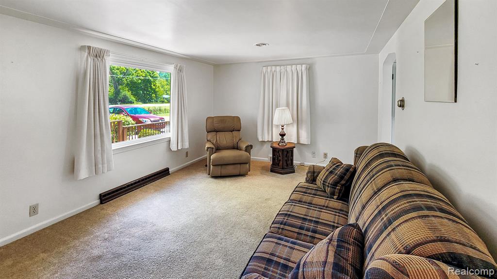 10494 S GRAHAM Road, St. Charles, MI 48655 — Photo 3