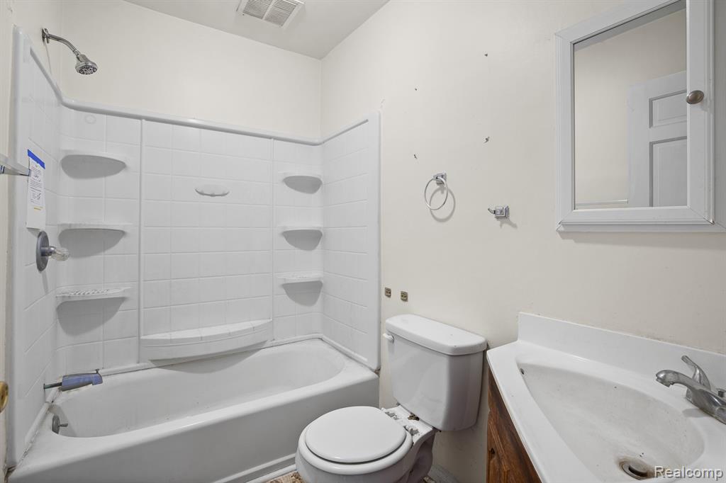 2048 Richards Street, Adrian, MI 49221 — Photo 17