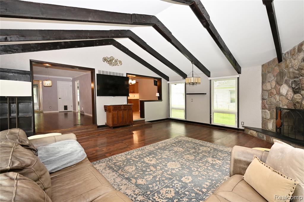 31310 Foxboro Way, Beverly Hills, MI 48025 — Photo 8