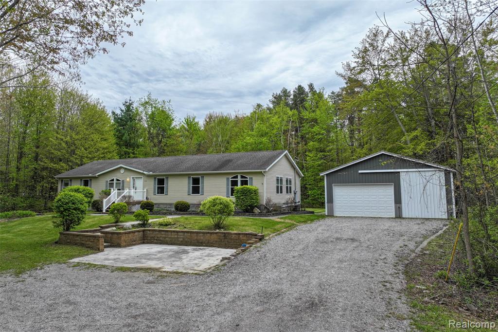 4587 Brown Road, Vassar, MI 48768 — Photo 4